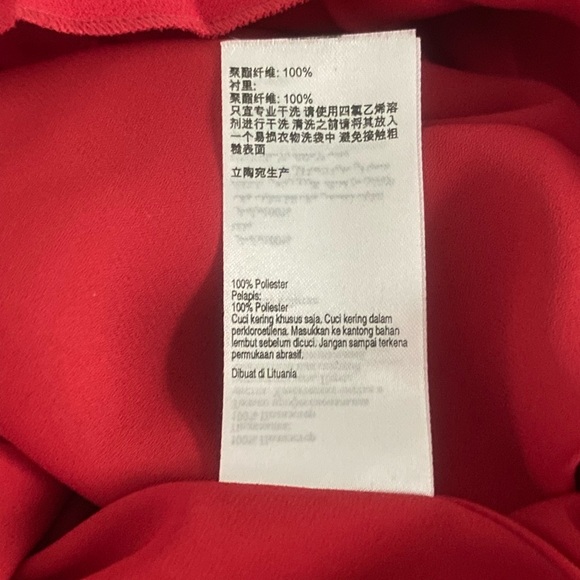 Karen Millen red pleaded skirt size 2 - Picture 3 of 10